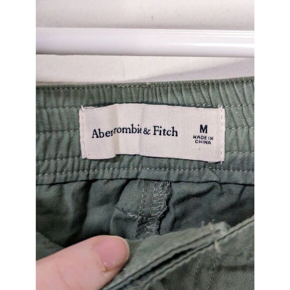 Abercrombie & Fitch Green Lightweight Cargo Pants - Size M - Picture 7 of 8